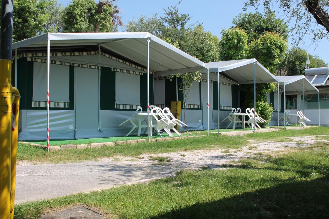 Camping Porto Srl Moniga del Garda Exterior foto