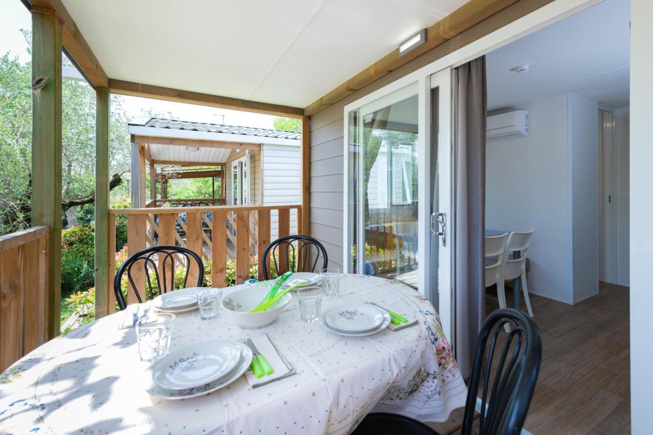 Camping Porto Srl Moniga del Garda Exterior foto