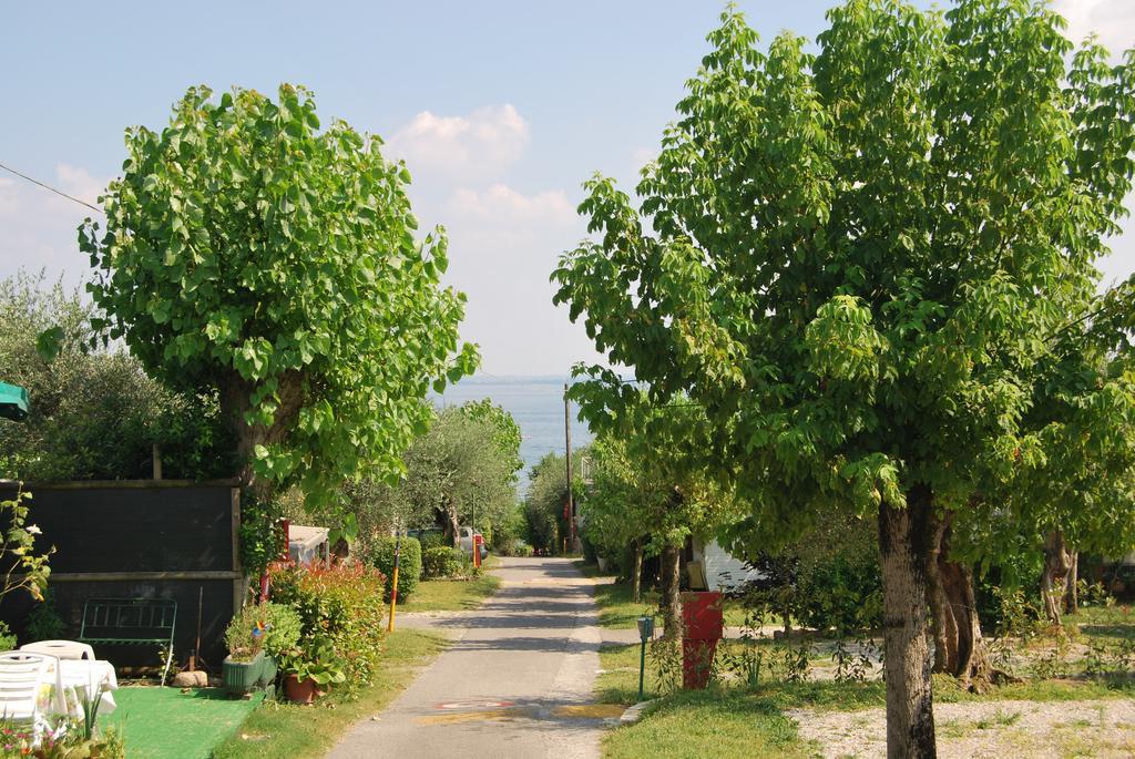 Camping Porto Srl Moniga del Garda Exterior foto