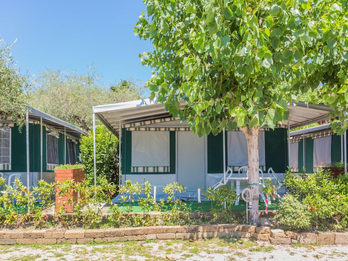 Camping Porto Srl Moniga del Garda Exterior foto