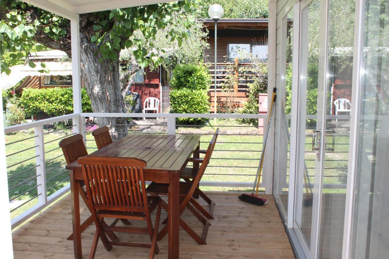 Camping Porto Srl Moniga del Garda Exterior foto